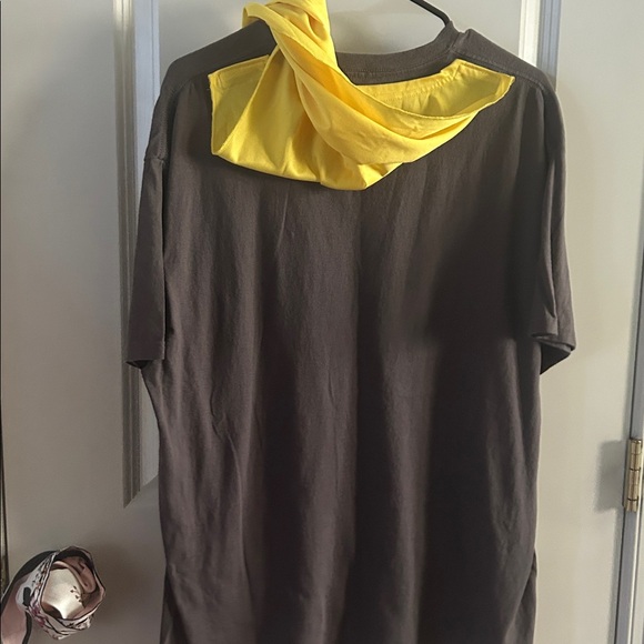 BATMAN Tshirt with Cape Mens XL - Picture 7 of 7